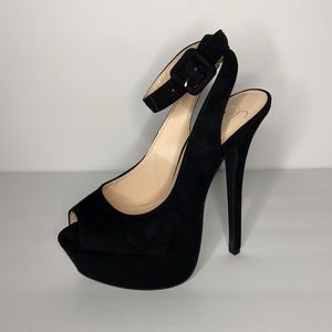 HEART IN D | Women's Black Strap Heels